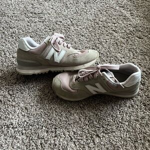 New Balance 574 Classic Pink And Gray Running Sneakers Women’s Size 7